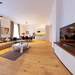 Gold Apartament *