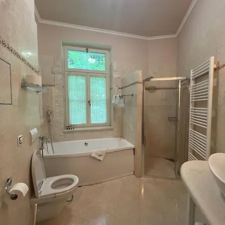 Gold Apartman *