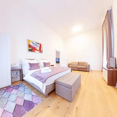 Gold Apartman