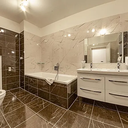 Apartment Gold *