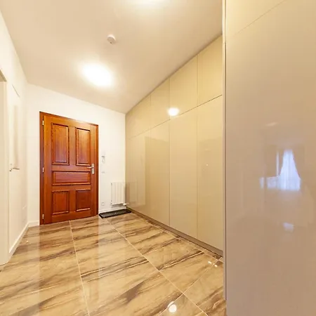 Apartment Gold *