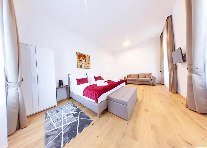 Gold Apartman